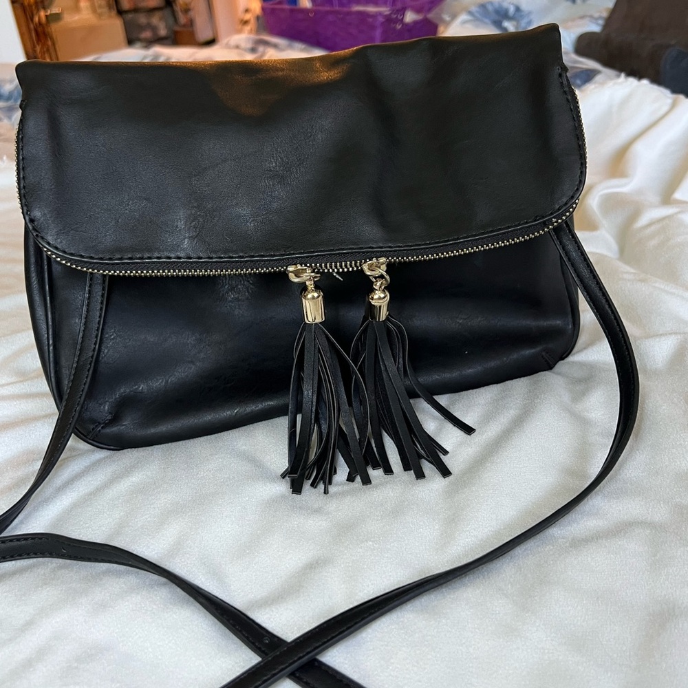 Black Fold Over Shoulder Crossbody Bag